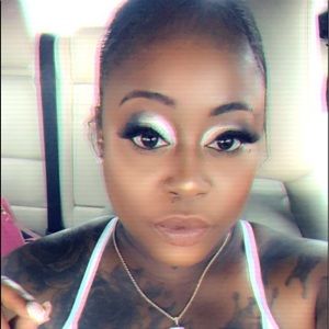 Meet your Posher, Latasha